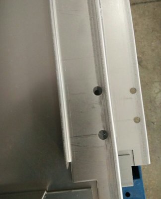 電力開關(guān)柜生產(chǎn)案例